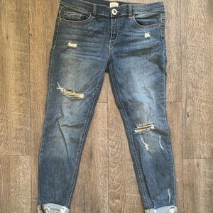 Distressed boyfriend jeans size 9
